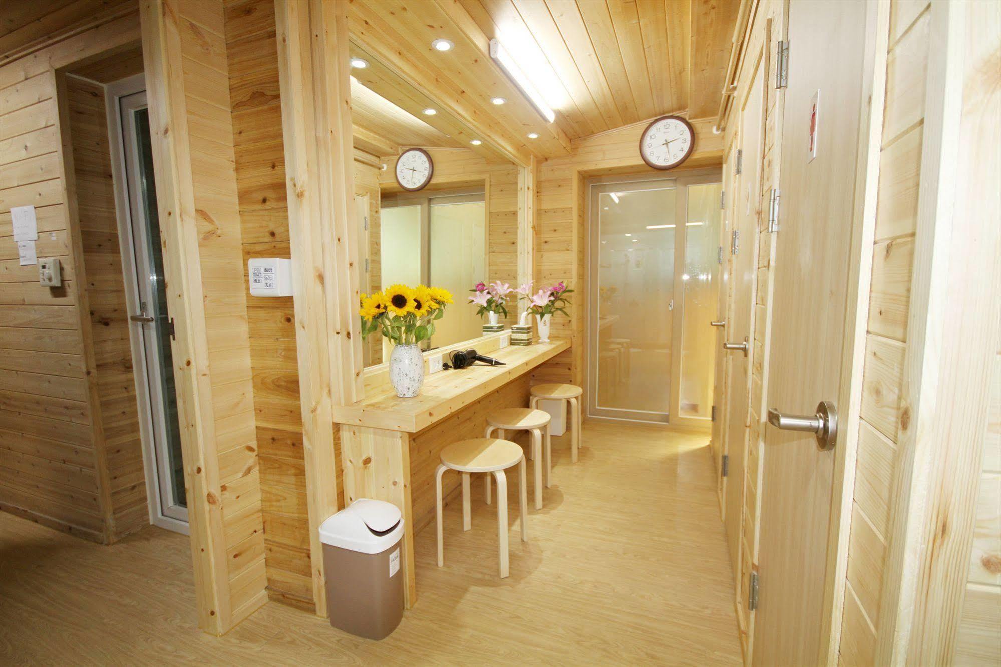 Cheongdam Ladies Guesthouse In Szöul Kültér fotó